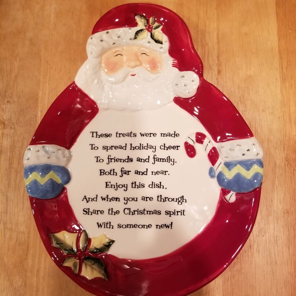 Holiday Inspirations Santa Pass Along Plate